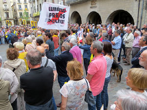 Concentraci&oacute; a la pla&ccedil;a del Vi per la independ&egrave;ncia i la llibertat dels presos pol&iacute;tics