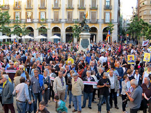 Concentraci&oacute; contra el judici de l'1-O a la pla&ccedil;a de la Independ&egrave;ncia