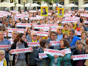 Concentraci&oacute; contra el judici de l'1-O a la pla&ccedil;a de la Independ&egrave;ncia