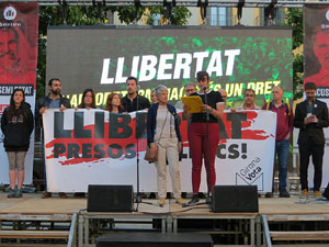 Concentraci&oacute; contra el judici de l'1-O a la pla&ccedil;a de la Independ&egrave;ncia