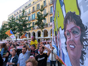 Concentraci&oacute; contra el judici de l'1-O a la pla&ccedil;a de la Independ&egrave;ncia