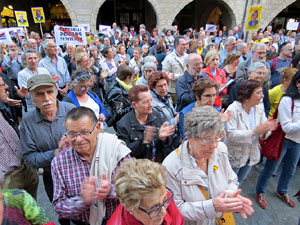 Concentraci&oacute; a la pla&ccedil;a del Vi per la independ&egrave;ncia i la llibertat dels presos pol&iacute;tics
