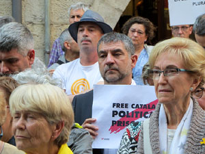 Concentraci&oacute; a la pla&ccedil;a del Vi per la independ&egrave;ncia i la llibertat dels presos pol&iacute;tics