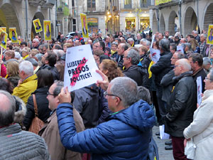 Concentraci&oacute; a la pla&ccedil;a del Vi per la independ&egrave;ncia i la llibertat dels presos pol&iacute;tics