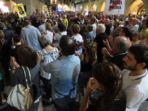 Concentraci&oacute; a la pla&ccedil;a del Vi per la independ&egrave;ncia i la llibertat dels presos pol&iacute;tics