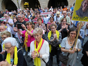 Concentraci&oacute; a la pla&ccedil;a del Vi per la independ&egrave;ncia i la llibertat dels presos pol&iacute;tics
