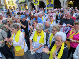 Concentraci&oacute; a la pla&ccedil;a del Vi per la independ&egrave;ncia i la llibertat dels presos pol&iacute;tics
