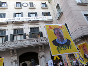 Concentraci&oacute; a la pla&ccedil;a del Vi per la independ&egrave;ncia i la llibertat dels presos pol&iacute;tics