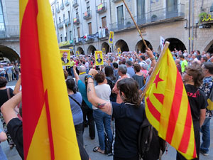 Concentraci&oacute; a la pla&ccedil;a del Vi per la independ&egrave;ncia i la llibertat dels presos pol&iacute;tics