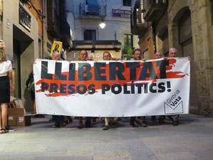 Concentraci&oacute; a la pla&ccedil;a del Vi per la independ&egrave;ncia i la llibertat dels presos pol&iacute;tics