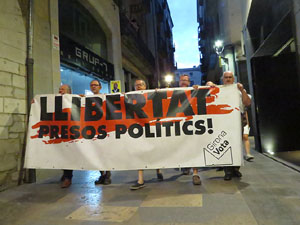 Concentraci&oacute; a la pla&ccedil;a del Vi per la independ&egrave;ncia i la llibertat dels presos pol&iacute;tics