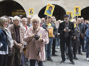 Concentraci&oacute; a la pla&ccedil;a del Vi per la independ&egrave;ncia i la llibertat dels presos pol&iacute;tics