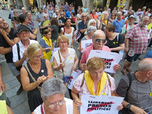 Concentraci&oacute; a la pla&ccedil;a del Vi per la independ&egrave;ncia i la llibertat dels presos pol&iacute;tics