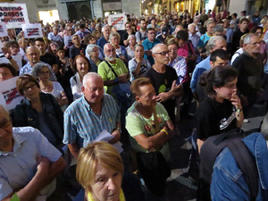 Concentraci&oacute; a la pla&ccedil;a del Vi per la independ&egrave;ncia i la llibertat dels presos pol&iacute;tics