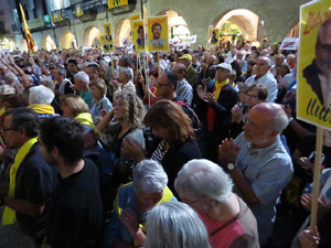 Concentraci&oacute; a la pla&ccedil;a del Vi per la independ&egrave;ncia i la llibertat dels presos pol&iacute;tics