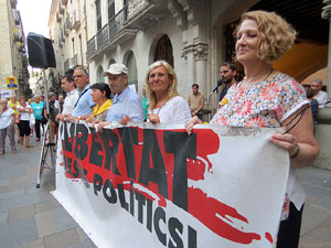 Concentraci&oacute; a la pla&ccedil;a del Vi per la independ&egrave;ncia i la llibertat dels presos pol&iacute;tics