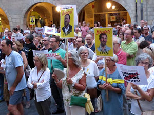 Concentraci&oacute; a la pla&ccedil;a del Vi per la independ&egrave;ncia i la llibertat dels presos pol&iacute;tics