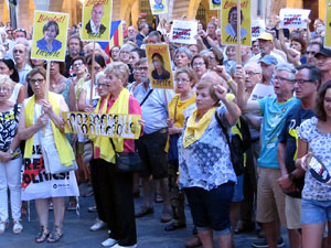 Concentraci&oacute; a la pla&ccedil;a del Vi per la independ&egrave;ncia i la llibertat dels presos pol&iacute;tics