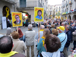 Concentraci&oacute; a la pla&ccedil;a del Vi per la independ&egrave;ncia i la llibertat dels presos pol&iacute;tics