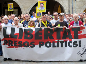 Concentraci&oacute; a la pla&ccedil;a del Vi per la independ&egrave;ncia i la llibertat dels presos pol&iacute;tics