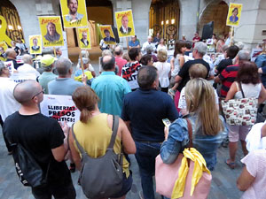 Concentraci&oacute; a la pla&ccedil;a del Vi per la independ&egrave;ncia i la llibertat dels presos pol&iacute;tics