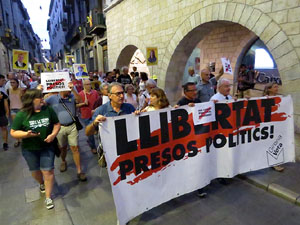 Concentraci&oacute; a la pla&ccedil;a del Vi per la independ&egrave;ncia i la llibertat dels presos pol&iacute;tics