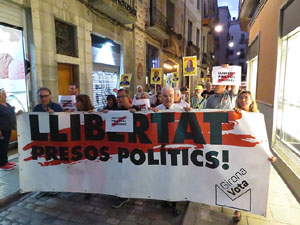 Concentraci&oacute; a la pla&ccedil;a del Vi per la independ&egrave;ncia i la llibertat dels presos pol&iacute;tics