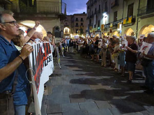 Concentraci&oacute; a la pla&ccedil;a del Vi per la independ&egrave;ncia i la llibertat dels presos pol&iacute;tics