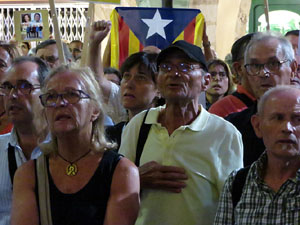 Concentraci&oacute; a la pla&ccedil;a del Vi per la independ&egrave;ncia i la llibertat dels presos pol&iacute;tics