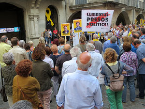 Concentraci&oacute; a la pla&ccedil;a del Vi per la independ&egrave;ncia i la llibertat dels presos pol&iacute;tics