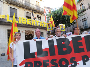 Concentraci&oacute; a la pla&ccedil;a del Vi per la independ&egrave;ncia i la llibertat dels presos pol&iacute;tics