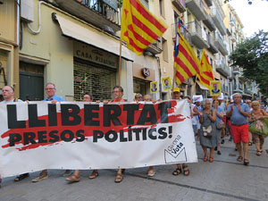 Concentraci&oacute; a la pla&ccedil;a del Vi per la independ&egrave;ncia i la llibertat dels presos pol&iacute;tics