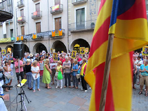 Concentraci&oacute; a la pla&ccedil;a del Vi per la independ&egrave;ncia i la llibertat dels presos pol&iacute;tics