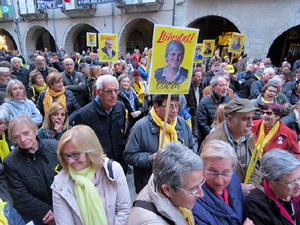 Concentraci&oacute; a la pla&ccedil;a del Vi per la independ&egrave;ncia i la llibertat dels presos pol&iacute;tics