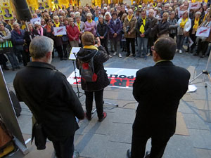 Concentraci&oacute; a la pla&ccedil;a del Vi per la independ&egrave;ncia i la llibertat dels presos pol&iacute;tics