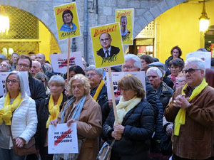 Concentraci&oacute; a la pla&ccedil;a del Vi per la independ&egrave;ncia i la llibertat dels presos pol&iacute;tics