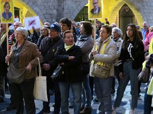 Concentraci&oacute; a la pla&ccedil;a del Vi per la independ&egrave;ncia i la llibertat dels presos pol&iacute;tics
