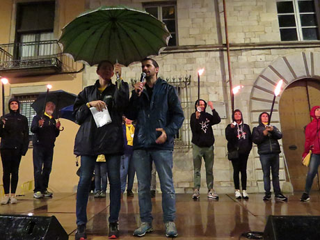 Diada Nacional 2019. XIII Marxa de Torxes de Girona a la pla&ccedil;a de la Catedral
