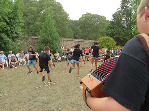 Festa Major de Sant Daniel 2019 - Danses i salutacions al monestir de Sant Daniel