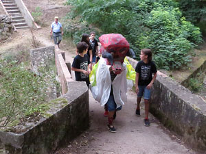 Festa Major de Sant Daniel 2019 - Audici&oacute; i ballada de la Sardana de les monges al claustre del Monestir de Sant Daniel