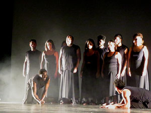 Festivals de Girona. FITAG 2019 - 'Experiment autoficci&oacute;'. Espectacle inaugural al Teatre Municipal, dirigit per Carolina Correa