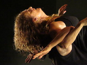Festivals de Girona. FITAG 2019 - 'Experiment autoficci&oacute;'. Espectacle inaugural al Teatre Municipal, dirigit per Carolina Correa
