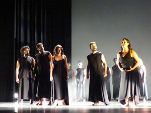 Festivals de Girona. FITAG 2019 - 'Experiment autoficci&oacute;'. Espectacle inaugural al Teatre Municipal, dirigit per Carolina Correa
