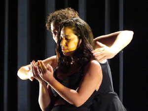 Festivals de Girona. FITAG 2019 - 'Experiment autoficci&oacute;'. Espectacle inaugural al Teatre Municipal, dirigit per Carolina Correa