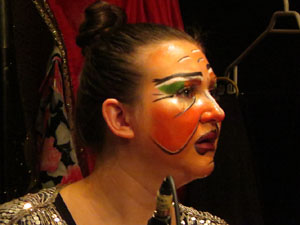 Festivals de Girona. FITAG 2019 - 'Tinto coraz&oacute;n'. Espectacle interpretat per la companyia 'Situaci&oacute;n Pa&iacute;s' de Valparaiso, Xile