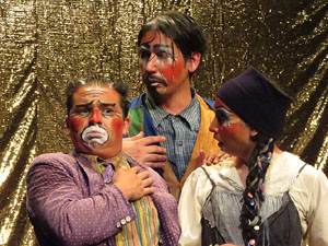 Festivals de Girona. FITAG 2019 - 'Tinto coraz&oacute;n'. Espectacle interpretat per la companyia 'Situaci&oacute;n Pa&iacute;s' de Valparaiso, Xile