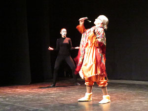 Festivals de Girona. FITAG 2019 - '8 wires or 1 reason of love'. Espectacle interpretat per la companyia 'Student Dance and Plastic Theatre Oler' de Moscou