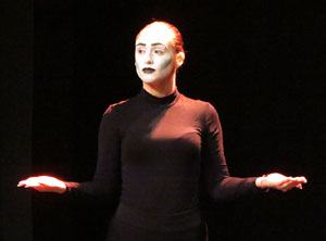 Festivals de Girona. FITAG 2019 - '8 wires or 1 reason of love'. Espectacle interpretat per la companyia 'Student Dance and Plastic Theatre Oler' de Moscou