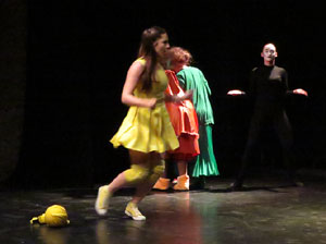 Festivals de Girona. FITAG 2019 - '8 wires or 1 reason of love'. Espectacle interpretat per la companyia 'Student Dance and Plastic Theatre Oler' de Moscou