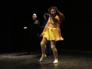 Festivals de Girona. FITAG 2019 - '8 wires or 1 reason of love'. Espectacle interpretat per la companyia 'Student Dance and Plastic Theatre Oler' de Moscou